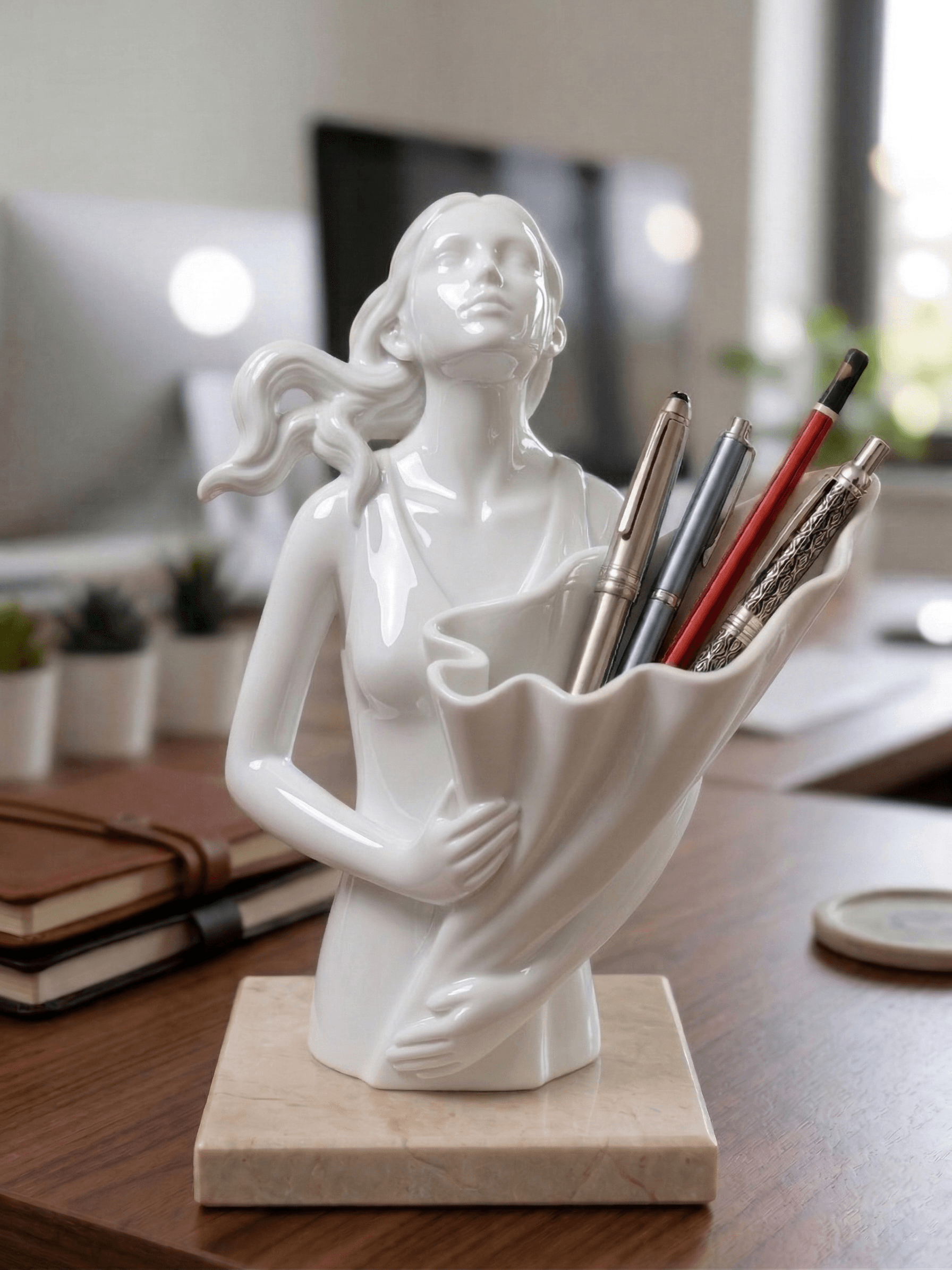 Premium Pen Holder thumbnail 3